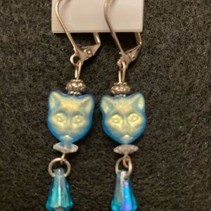 Sweet Glowing Kitty Earrings